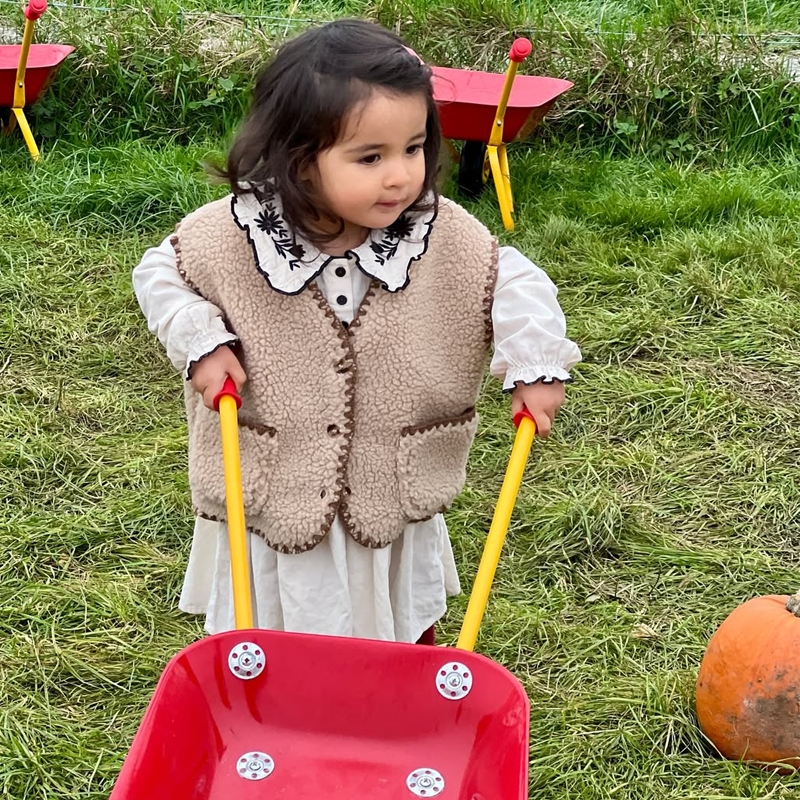 75Z Little家现货 英国Claude Co FW25秋冬男女宝羊羔毛马甲背心 - 图0