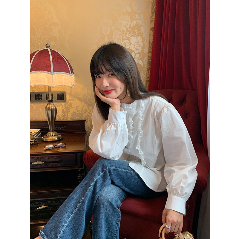 落落狷介白色衬衫女上衣2025年新款设计感长袖木耳边法式蕾丝衬衣
