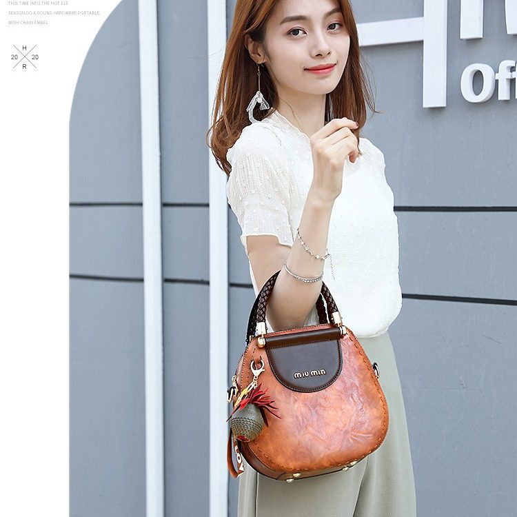 保罗热卖包包女包潮流2025新款包女时尚单肩手提女包斜跨包包,淘宝优惠券,粉丝福利购,淘宝优惠卷