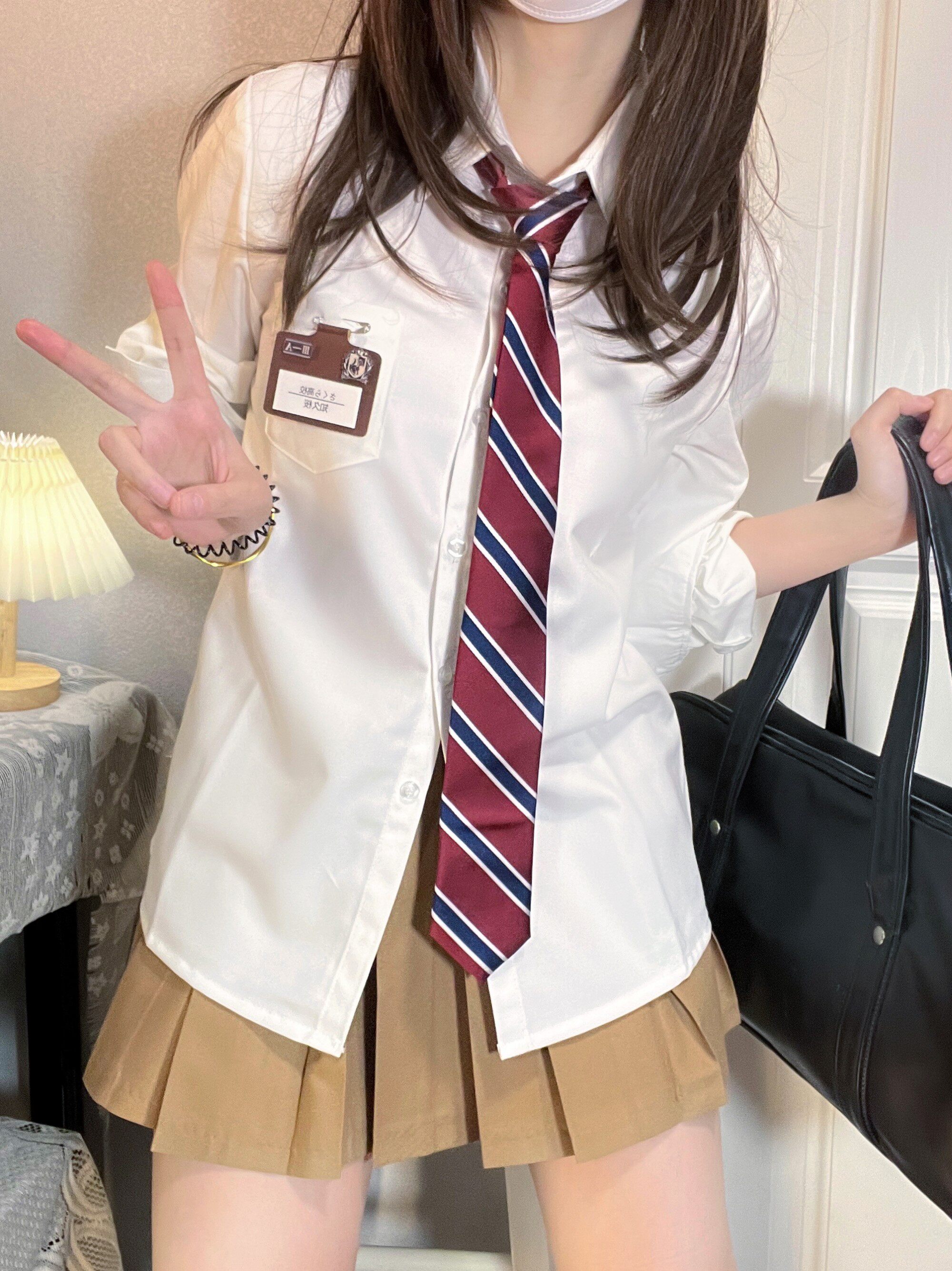 日系长袖衬衣jk制服基础款尖领衬衫白色/水色/黑色百搭学院风上衣