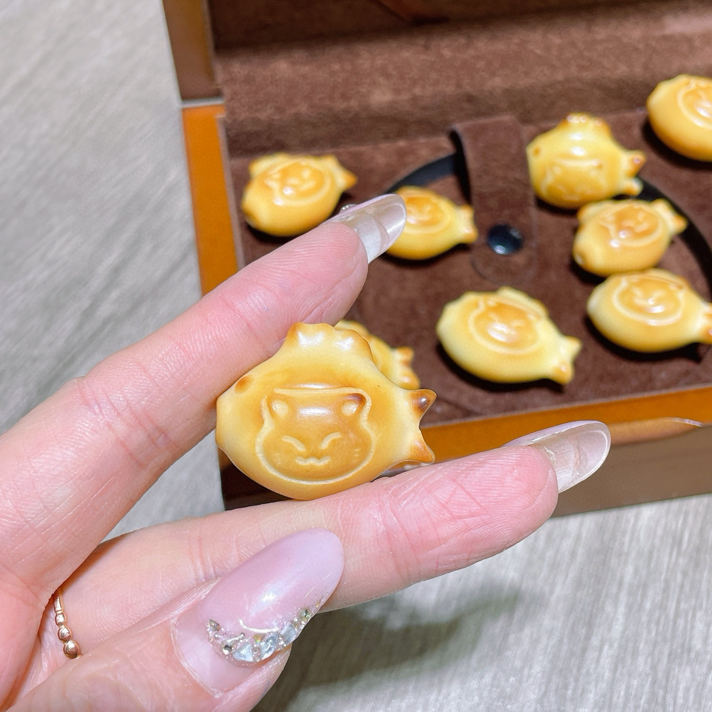 象牙果碳烤小鱼通孔配件手工diy手链串珠材料配件饰品文玩挂件 - 图3