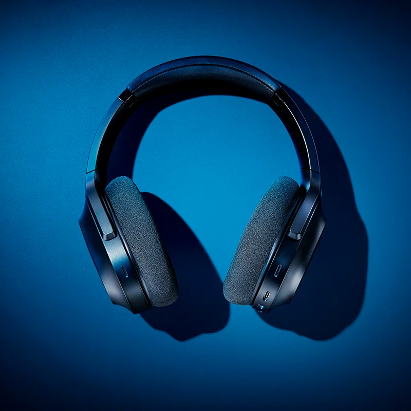 Razer Razer Rubyl Fish head wearing Bluetooth USB wireless computer mobile phone multi -platform game headset microphone