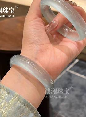 本命年高冰蓝油青石英岩手镯水沫玉翡翠色天青冻正圈玉镯子礼物