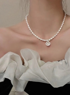 巴洛克淡水珍珠项链女2022年小众设计感锁骨链女复古轻奢高级感