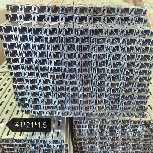 电镀锌抗震支架C型钢支架型钢管道固定轨道冲孔镀锌C型钢41*41*21 - 图1