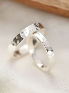 手工锤纹999足银情侣对戒简约