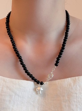 轻奢小众蘑菇吊坠锁骨链黑色串