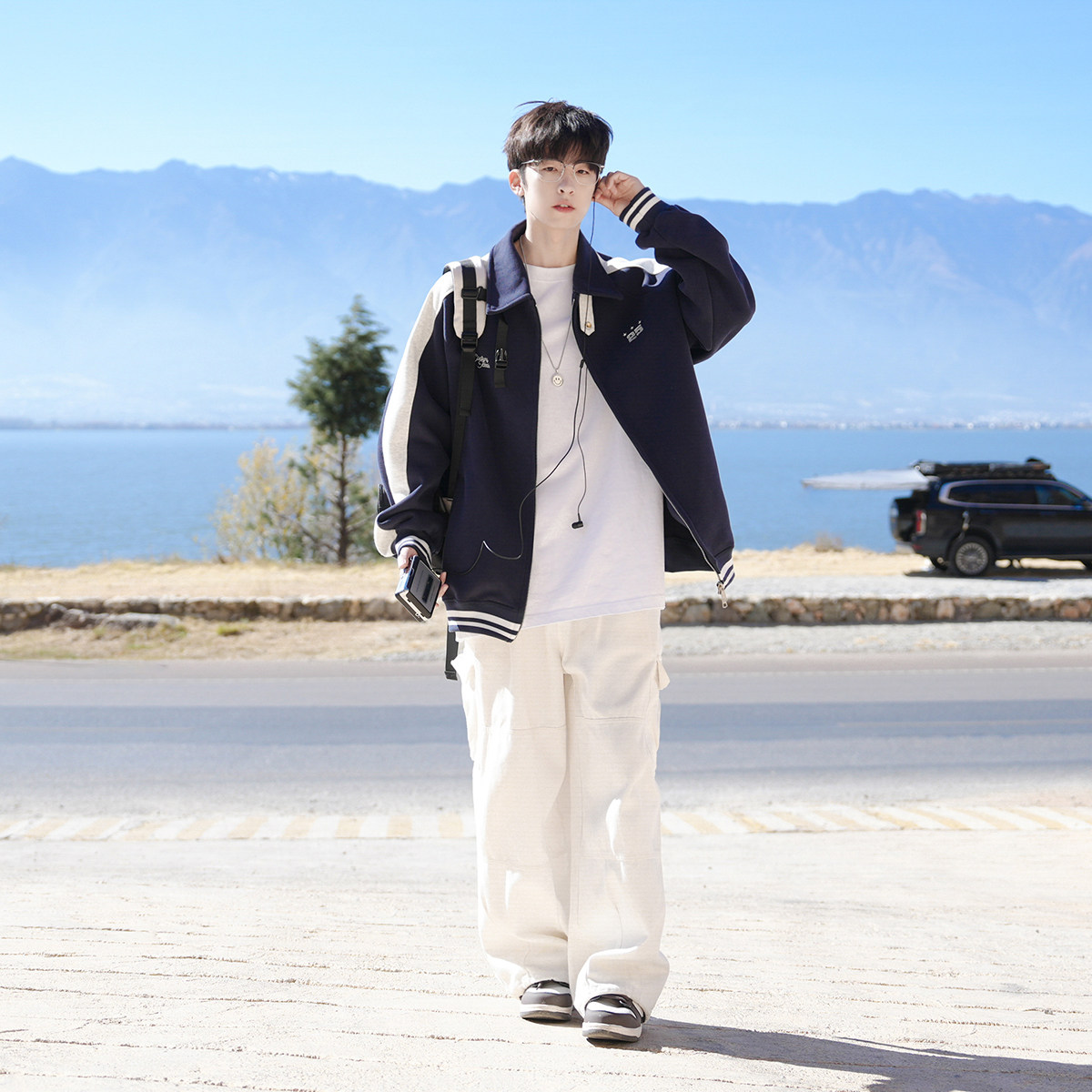 @港仔文艺男 刺绣撞色立领外套男秋冬季美式学院风休闲运动夹克,淘宝优惠券,粉丝福利购,淘宝优惠卷