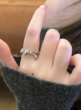 满钻立体蝴蝶结开口戒指