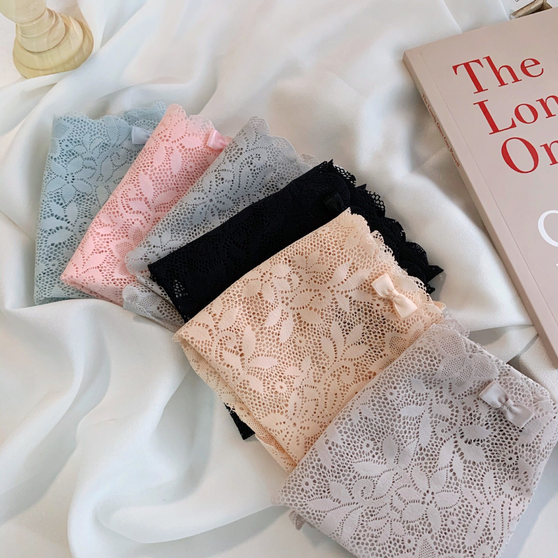 轻薄透气性感禁欲系内裤女蕾丝无痕蜜桃臀棉裆中腰提臀三角女短裤,淘宝优惠券,粉丝福利购,淘宝优惠卷