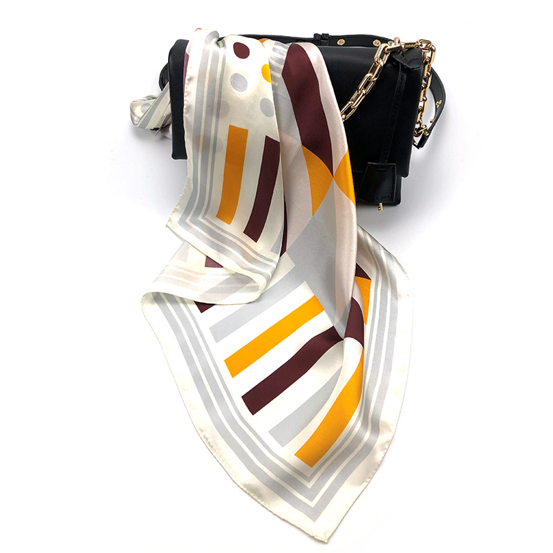 上海故事服饰配件旗舰店上海故事桑蚕丝丝巾女防晒小方巾百搭春秋季搭西装新品围巾3