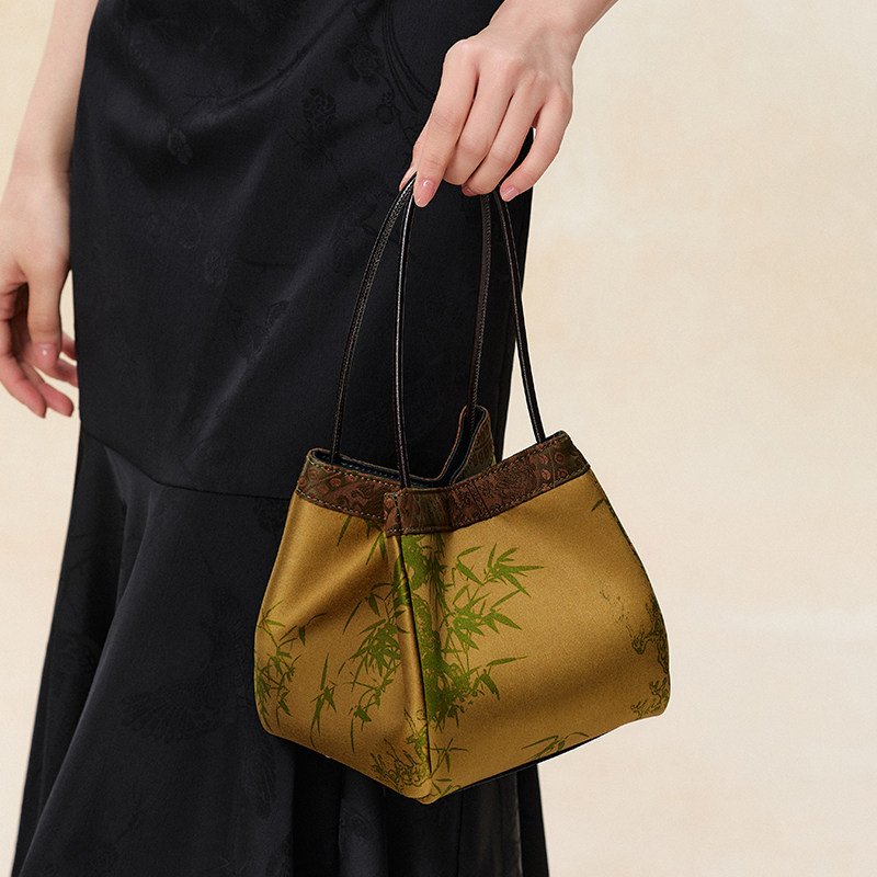 【李佳琦非遗里的中国年】上海故事新中式国风桑蚕丝手提包礼盒装,淘宝优惠券,粉丝福利购,淘宝优惠卷