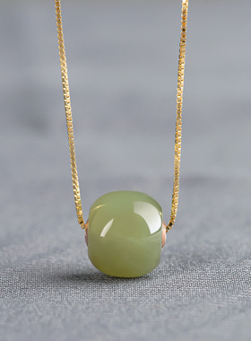 和田老料橄榄绿青玉路路通吊坠