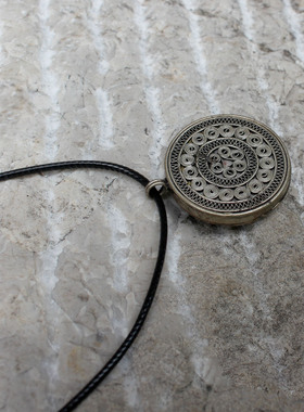 25新云南民族风复古怀旧苗银项坠