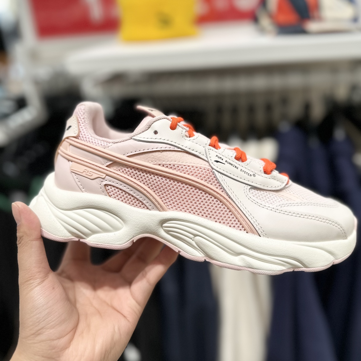 彪马PUMA RS-CONNECT 樱花粉 新款女子运动休闲鞋缓震跑鞋 387934 - 图0