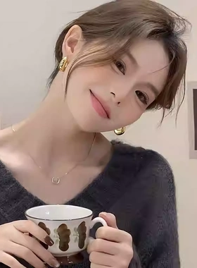 2026新款欧美法式轻奢复古设计金色银针耳环高级感outlets女配饰