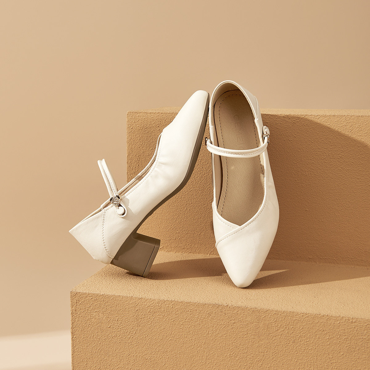 戈美其商场同款玛丽珍鞋女2025新款秋粗跟黑色小皮鞋单鞋女配裙子,淘宝优惠券,粉丝福利购,淘宝优惠卷