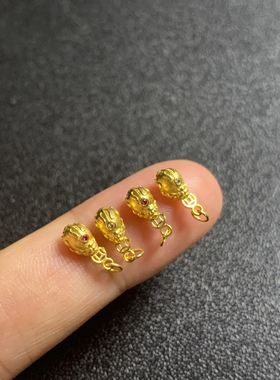 18K金配件diy通体黄金錾刻貔貅小吊坠挂件挂坠手串配饰