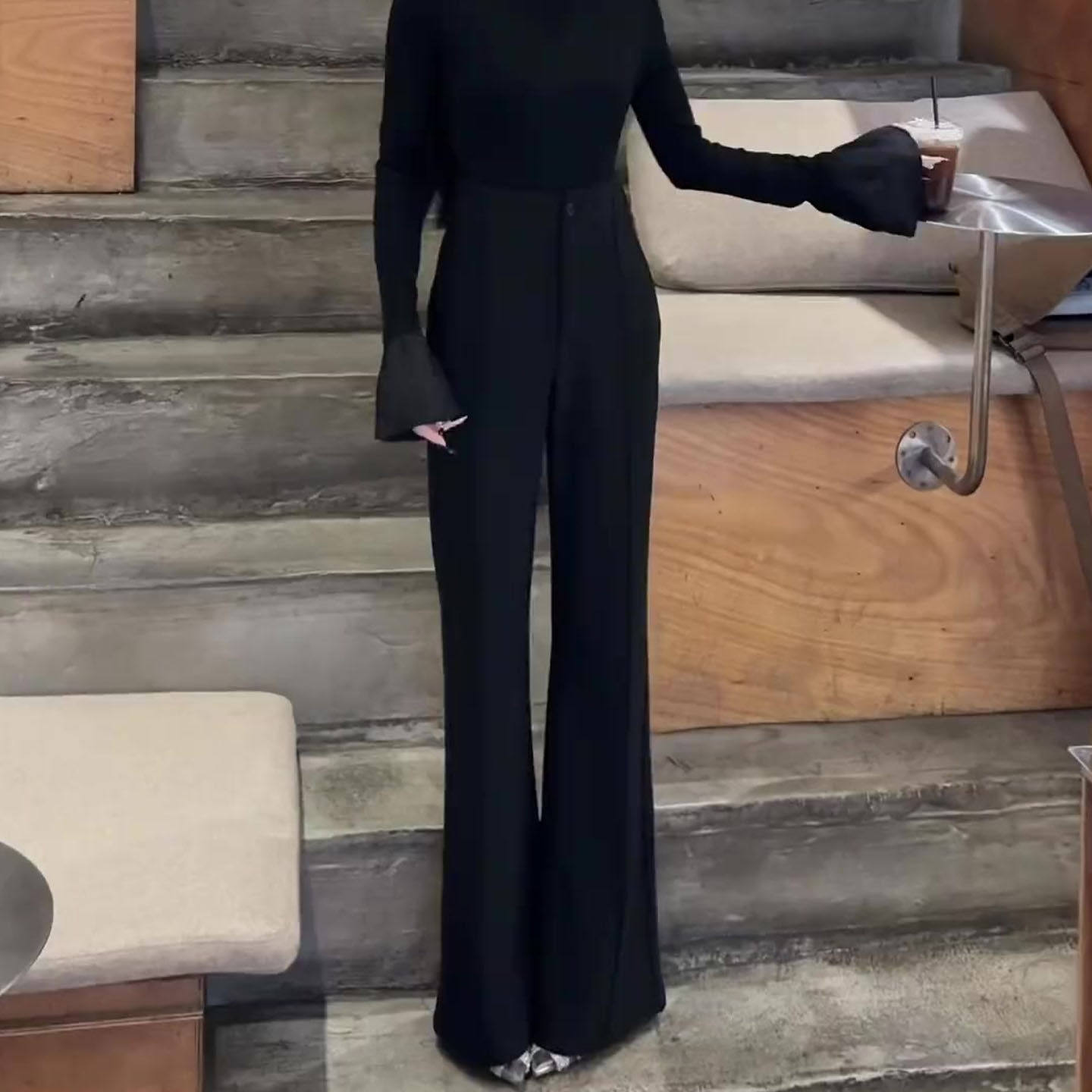 黑色微喇西装裤女2025新款冬休闲季高腰显瘦垂感高级小个子阔腿裤,淘宝优惠券,粉丝福利购,淘宝优惠卷