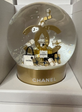 香奈儿新年会员礼水晶球