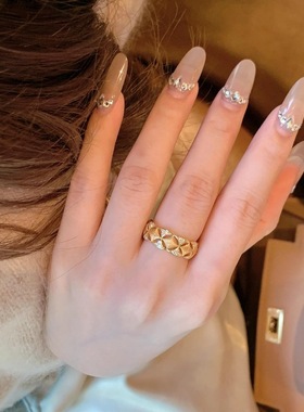 925纯银e中古风意大利拉丝双面菱纹蕾丝镂空戒指轻奢复古百搭指环