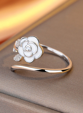 法式甜美滴油山茶花开口