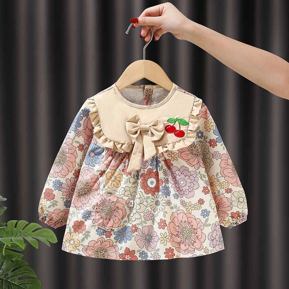 Smock girls 2025 new winter children's baby eating bib waterproof anti-dirty rice pocket corduroy apron autumn and winter