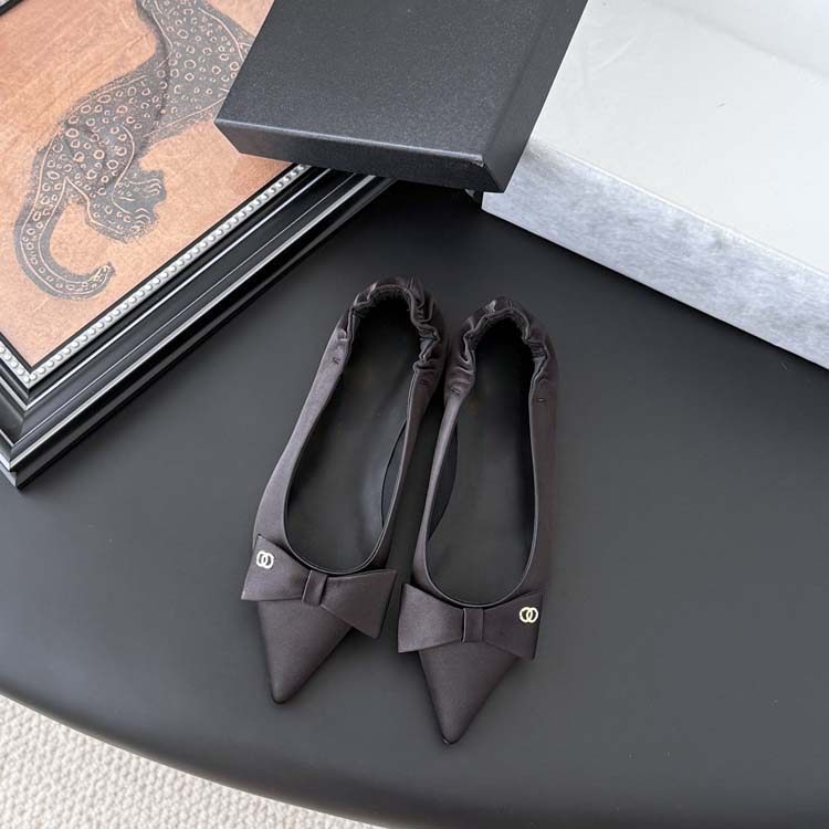 2025秋季新款小香风尖头浅口蝴蝶结单鞋女平底百搭一脚蹬玛丽珍鞋,淘宝优惠券,粉丝福利购,淘宝优惠卷