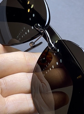 东海天然水晶高端中茶色蛤蟆款天然水晶石头镜板材腿时尚大气无框