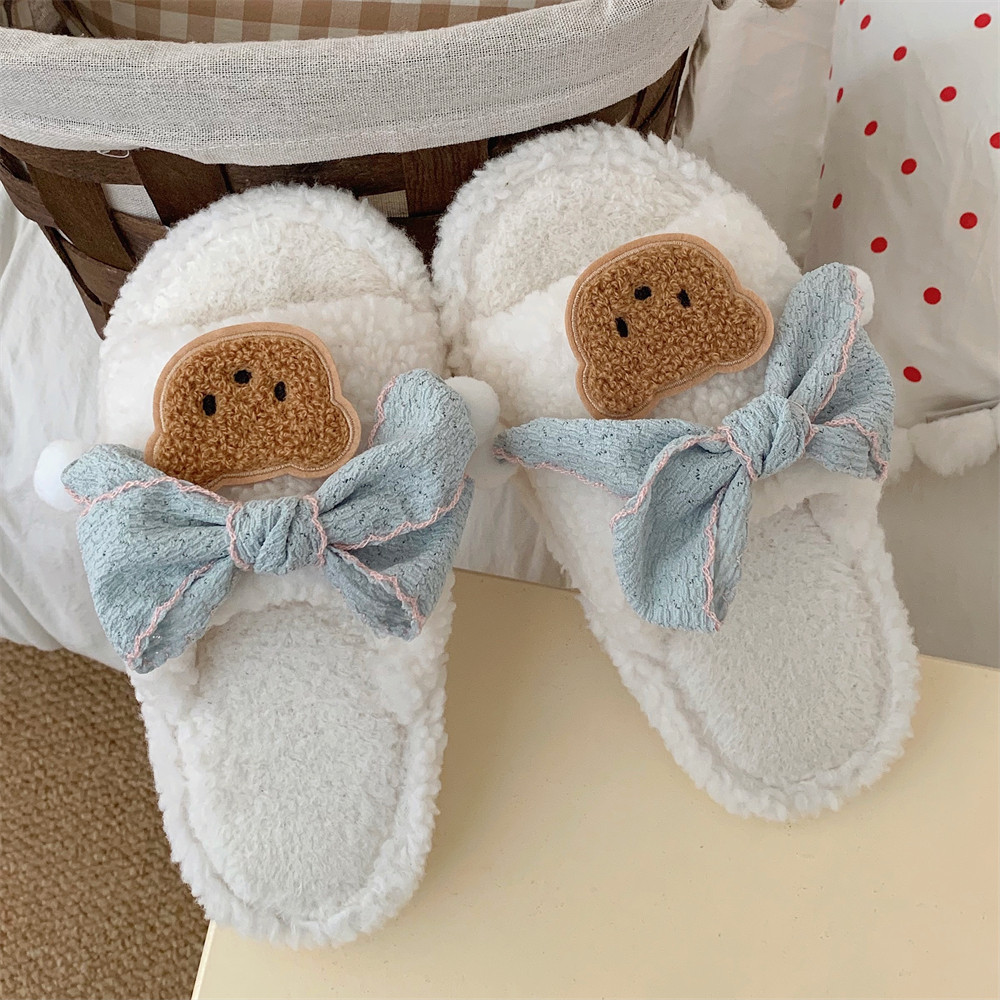 细细条 软萌小熊一字棉拖鞋学生休闲家居秋冬季蝴蝶结毛毛拖鞋女 - 图0