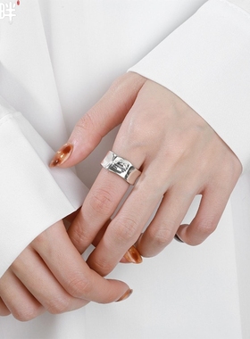 锦河畔 s925纯银牛油果夹心珐琅宽面波浪形不规则英文指环开口