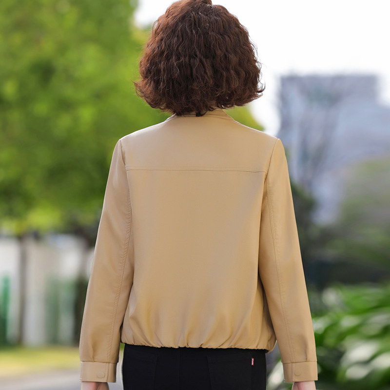 妈妈皮衣外套女2026新款中老年人休闲PU皮夹克衫40岁60妇女拉链衫