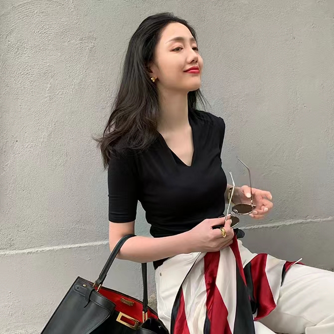 限量赔钱处理！纯欲风性感显瘦纯棉短袖T恤