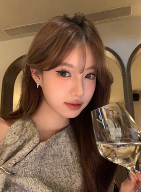 peachtea精致闪钻耳钉
