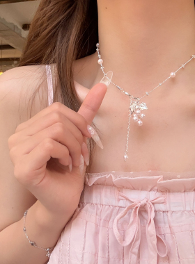 曼塔玫瑰葡萄串珍珠项链女