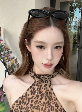 烟熏小猫  黑框太阳眼镜