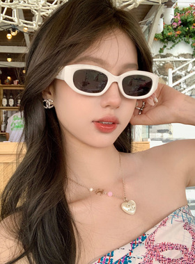 香香千金高级感小方框墨镜