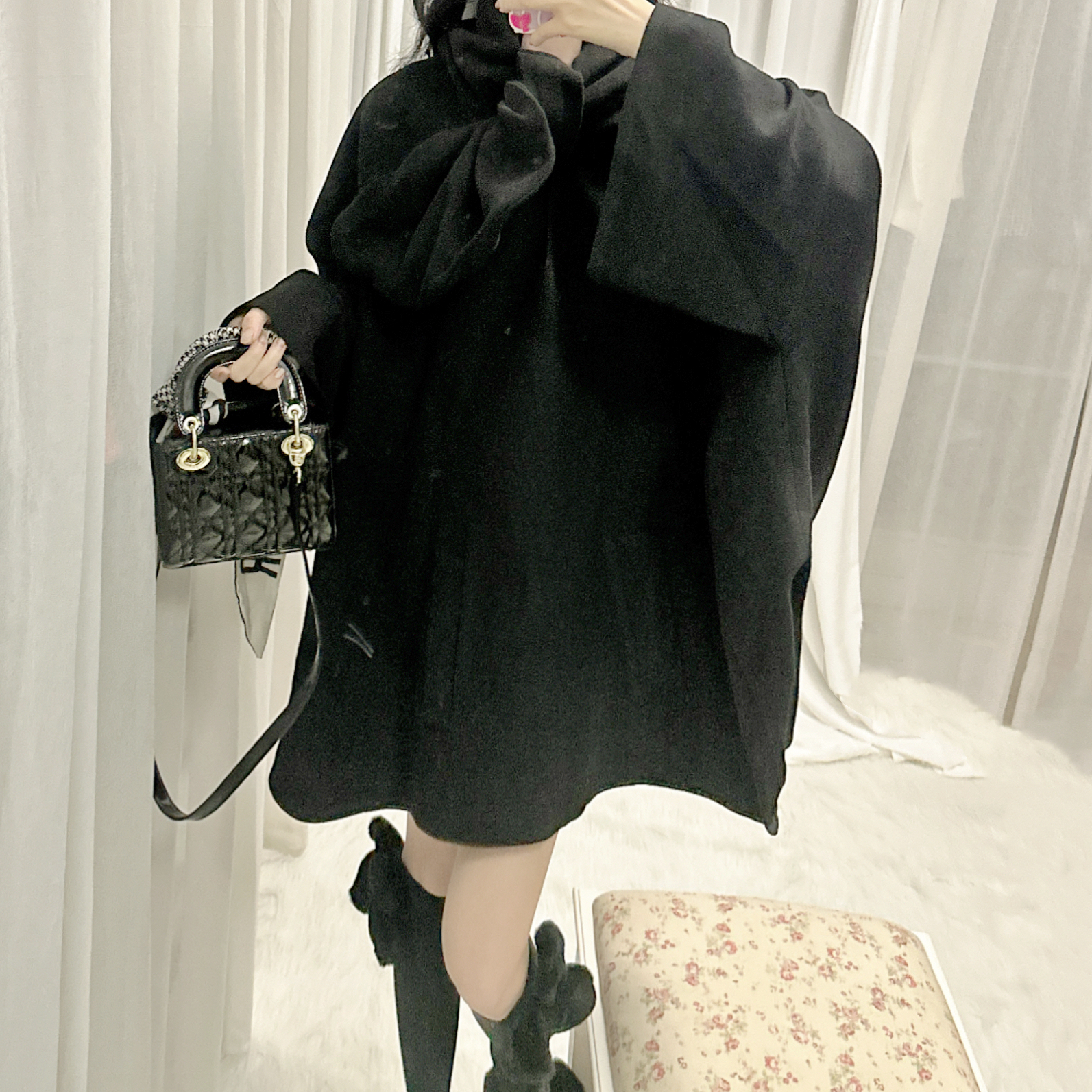 TWO女装2023秋冬新款高级感气质名媛风双面粒绒斗篷卫衣裙 - 图3