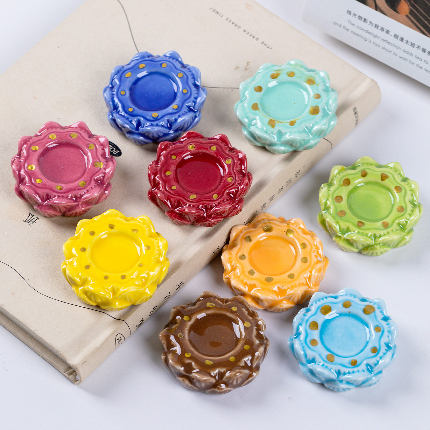 创意陶瓷手绘莲花托盘yoyo酱系列配件装饰品转转底座可旋转小摆件,淘宝优惠券,粉丝福利购,淘宝优惠卷