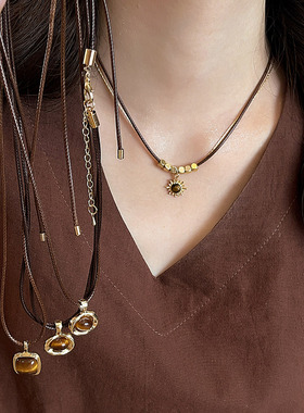 复古咖色美拉德虎眼石串珠项链