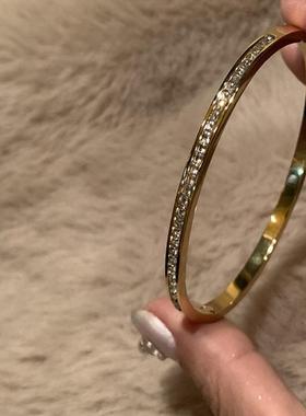 洗澡不用摘!钛钢满天星卡扣手镯