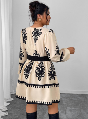 Curvy Women's Floral Print Dress 大码印花高腰泡泡长袖连衣裙