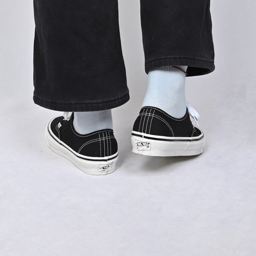 VANS范斯新款LX Authentic 44黑色男女低帮板鞋帆布鞋VN000EBNBPR - 图2