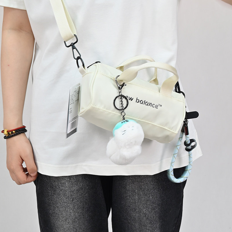 NEW BALANCE/NB新款小包运动休闲斜挎包潮流百搭单肩包LAB52403,淘宝优惠券,粉丝福利购,淘宝优惠卷