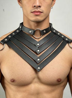 暗黑朋克性感男士皮革胸带颈圈束缚身体链 舞台演出铆钉配饰项圈