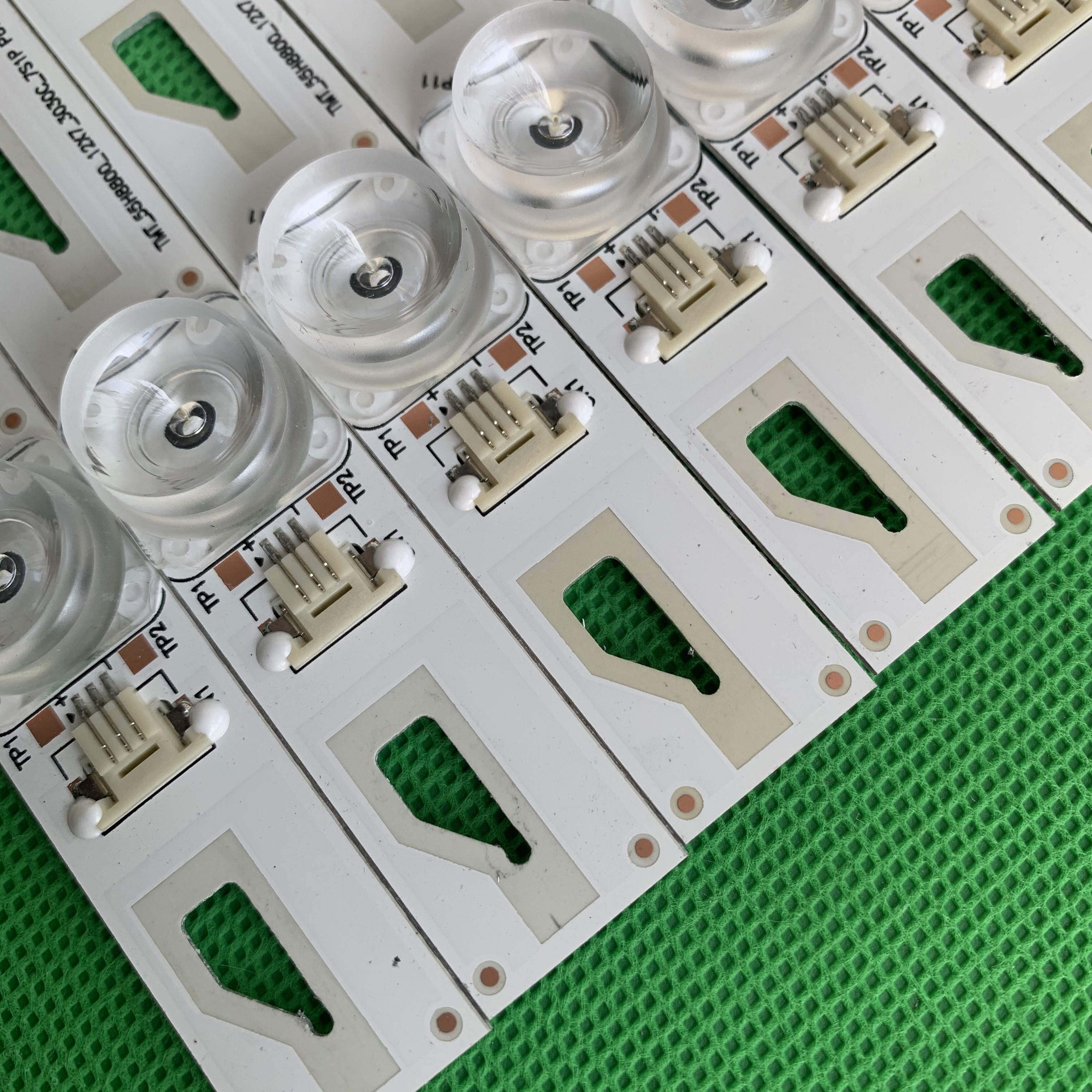 适用TCL L55H8800A-CF灯条TMT-55H8800-12X7-3030C/4C-LB5507-YH6-图0