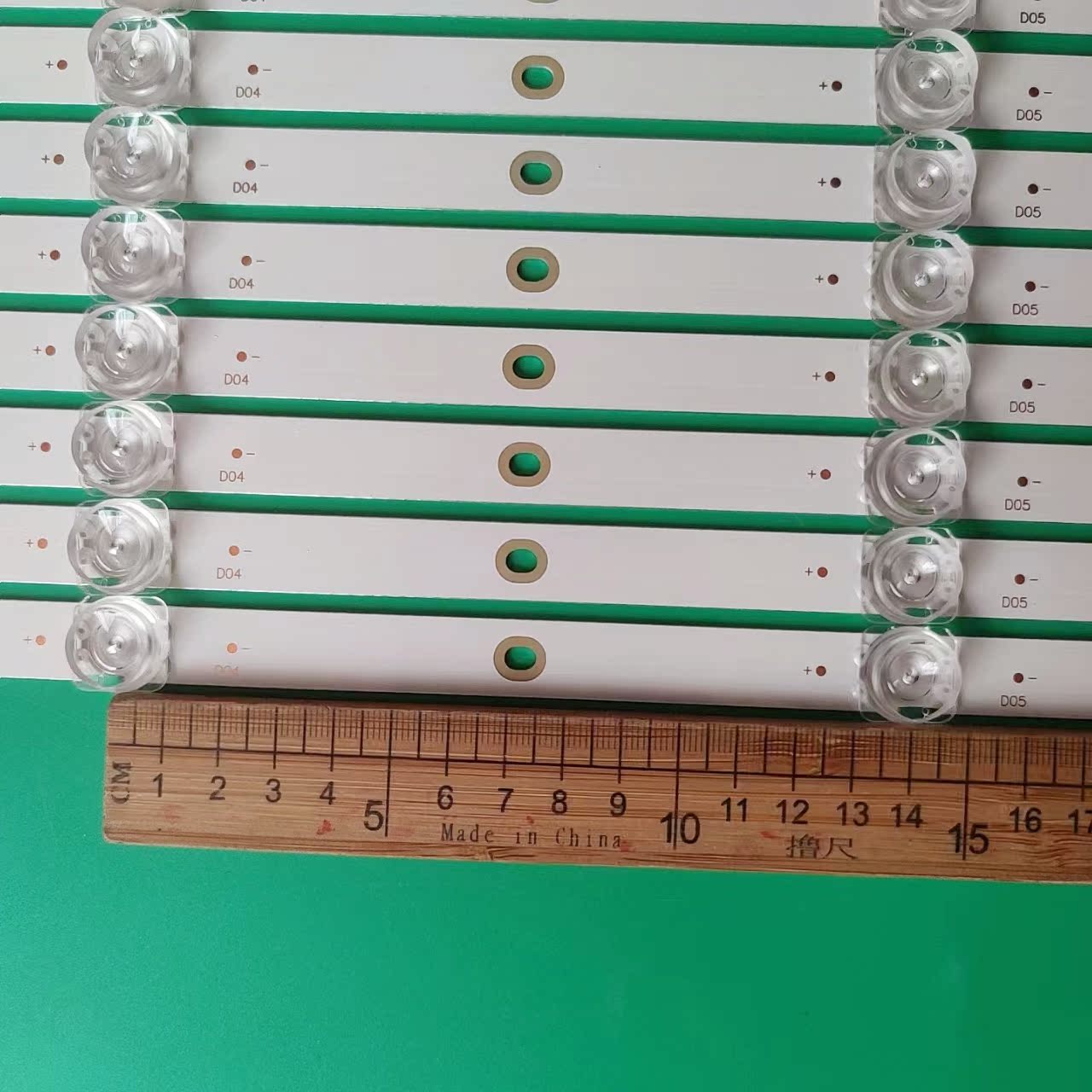 适用全新小米L70M5-RA灯条HRS_TPV70ZB09_12X6_2W_MCPCB14MM_V4 - 图3