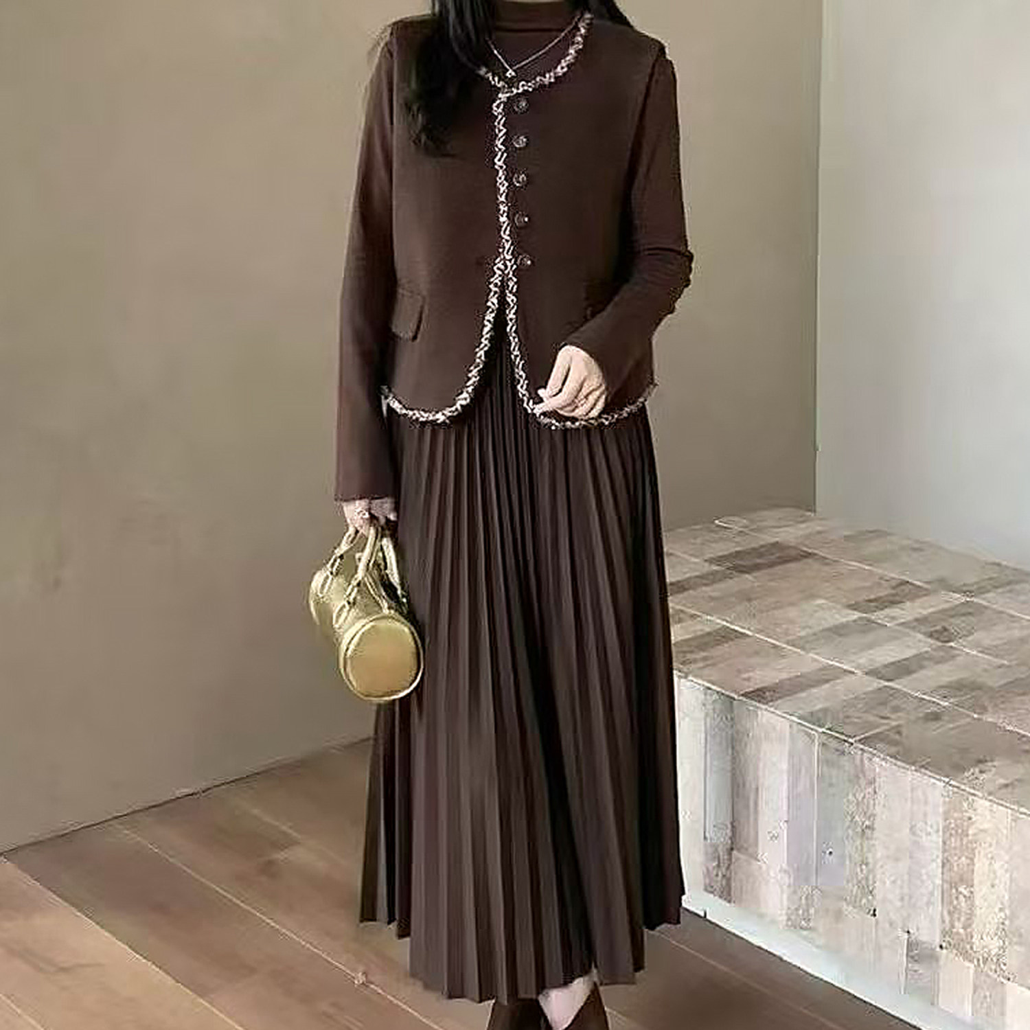 实拍小香风马甲百褶连衣裙套装女2025秋冬新款时尚气质显瘦两件套,淘宝优惠券,粉丝福利购,淘宝优惠卷