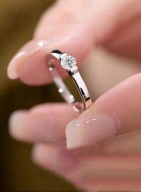 莫桑石钻戒求婚仿真钻戒时尚简约