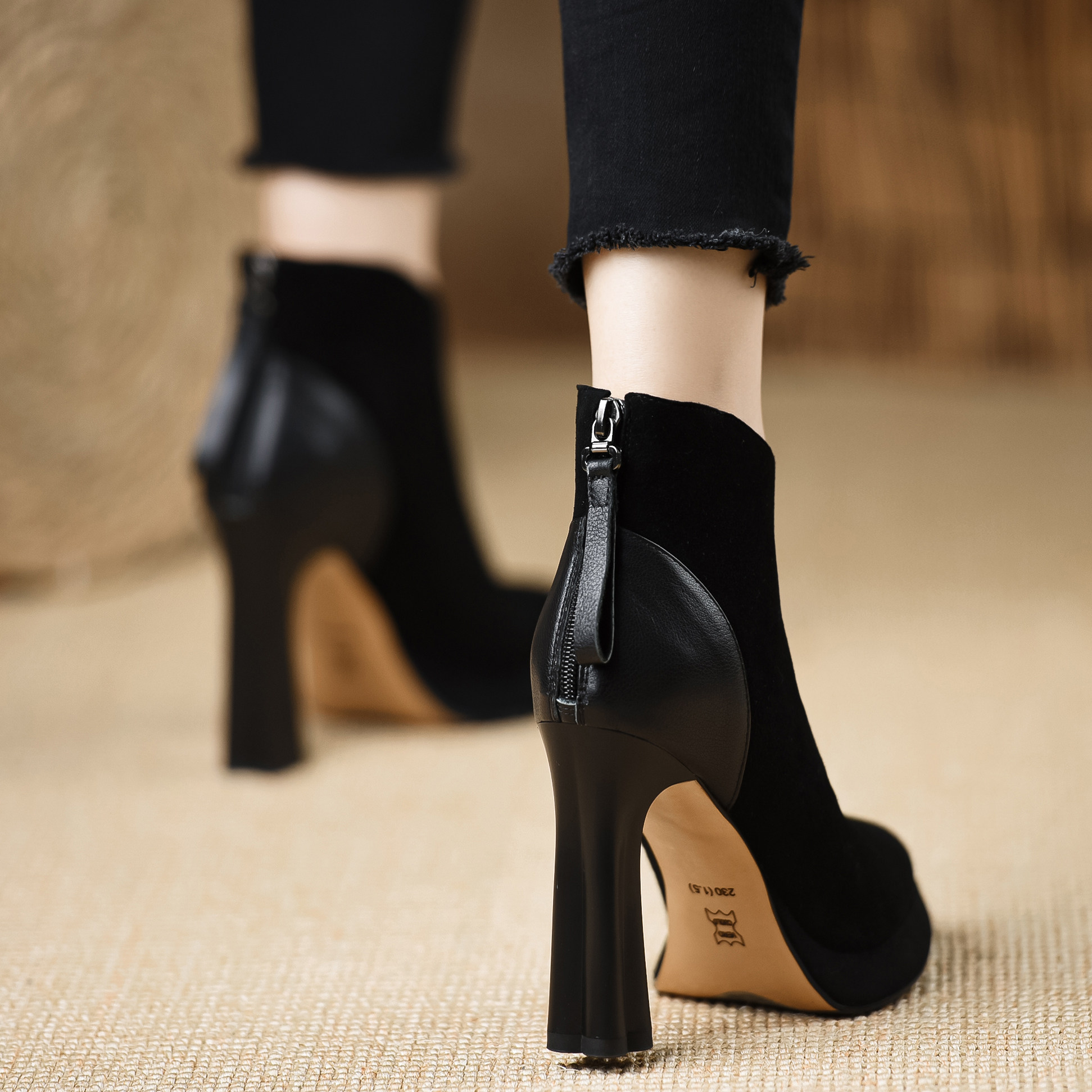 欧美风复古防水台黑色深口高跟鞋女2025秋冬新款厚底粗跟百搭单鞋,淘宝优惠券,粉丝福利购,淘宝优惠卷